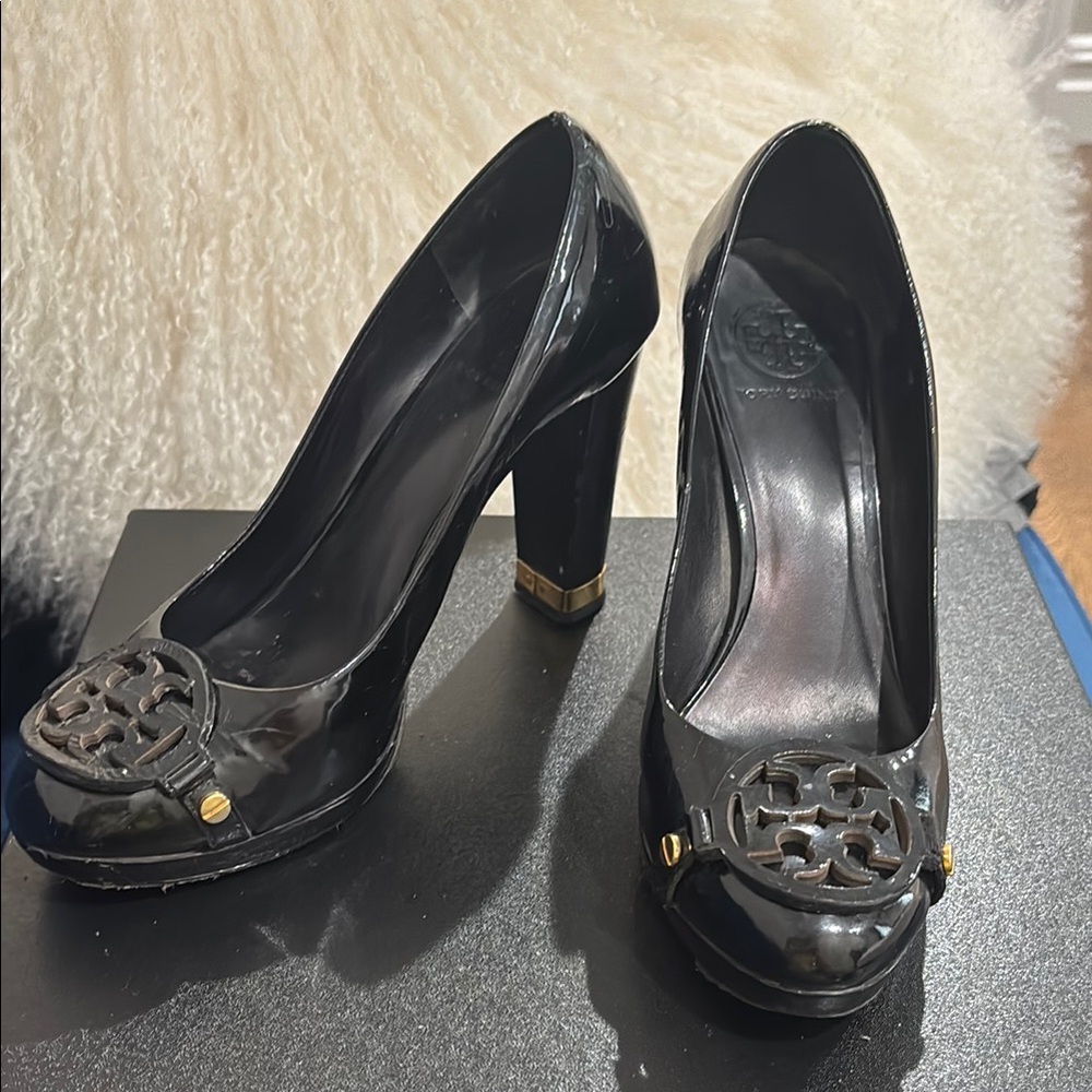 Tory Burch Black (8) Heels with Platform with Medallion Detail